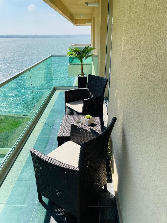 Mamaia Moonlight Apartment Exterior photo